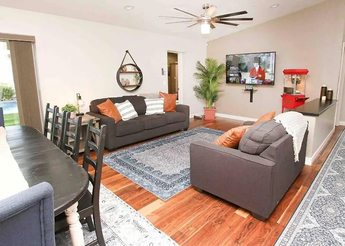 Scottsdale Farmhouse * Scottsdale